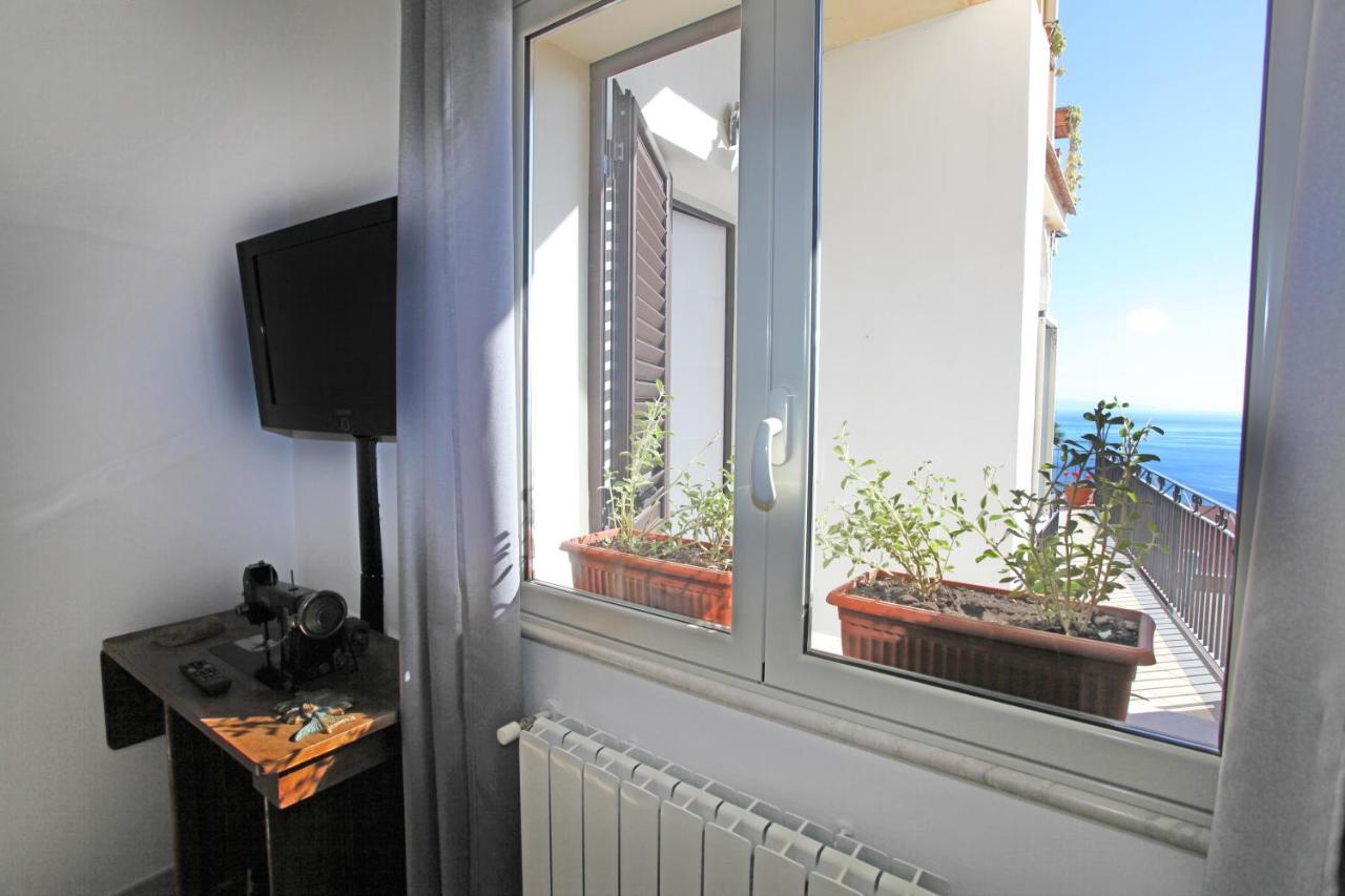 Casa Cloe Lägenhet Taormina Exteriör bild