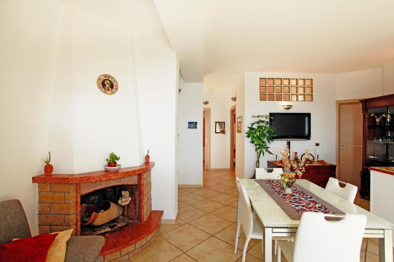 Casa Cloe Lägenhet Taormina Exteriör bild